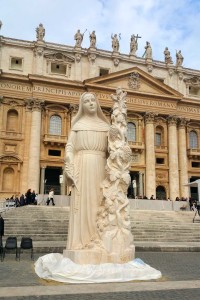 Statua Santa Rita a Roma