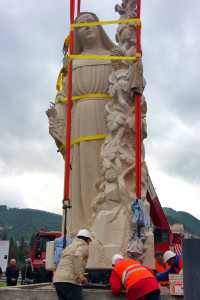 Statua Santa Rita Installazione