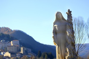 Statua di Santa Rita a Cascia